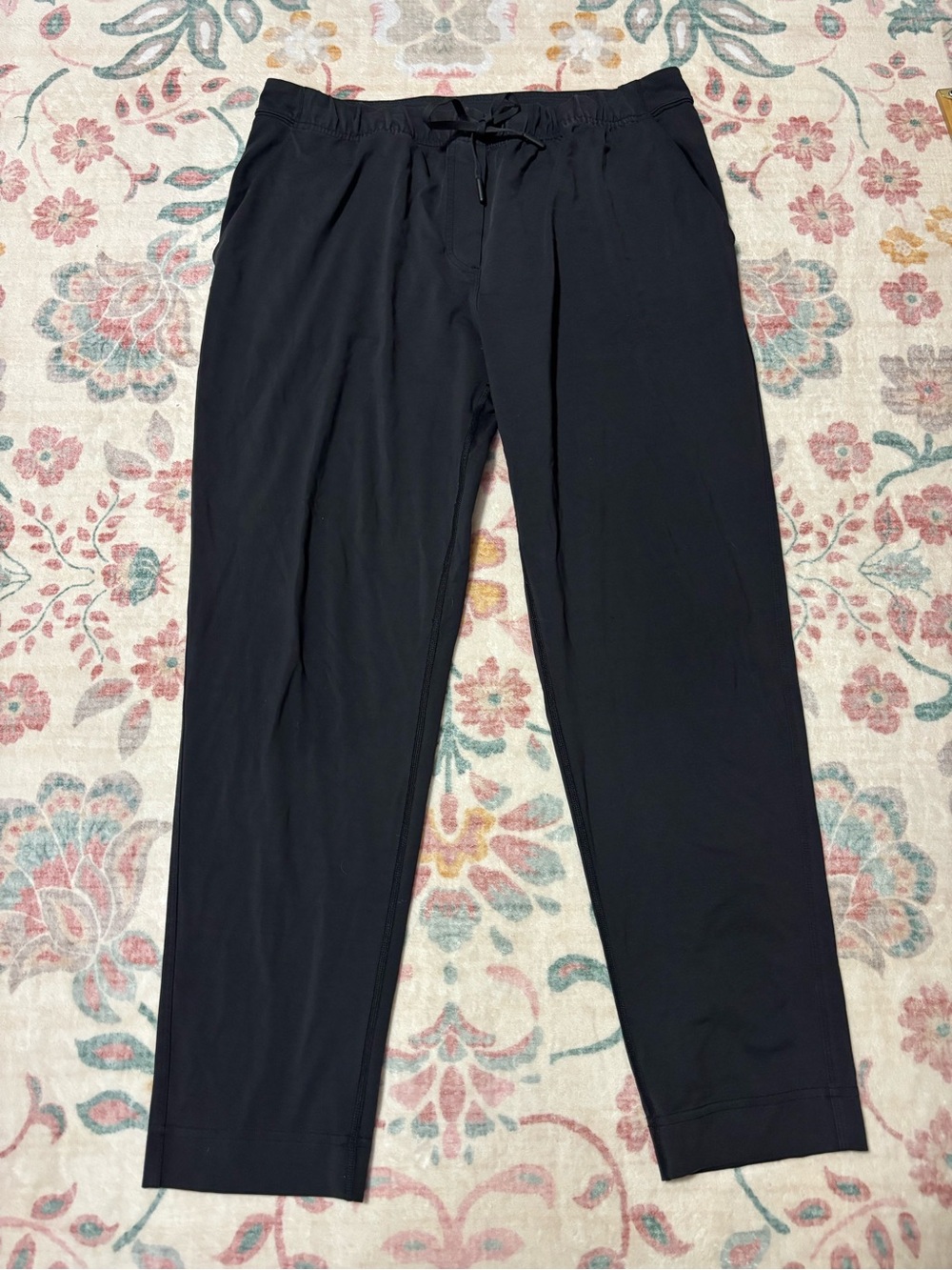 lululemon athletica Black Cropped Drawstring Pants